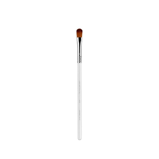 Sigma Beauty S20 Eye Cream Skincare Brush – Skincare Tool for Applying Skincare Products to Face and Skin, Gentle Eye Cream Brush Applicator for Eye Creams and Eye Makeup Primer (1 Pc)-Velvo Beauty