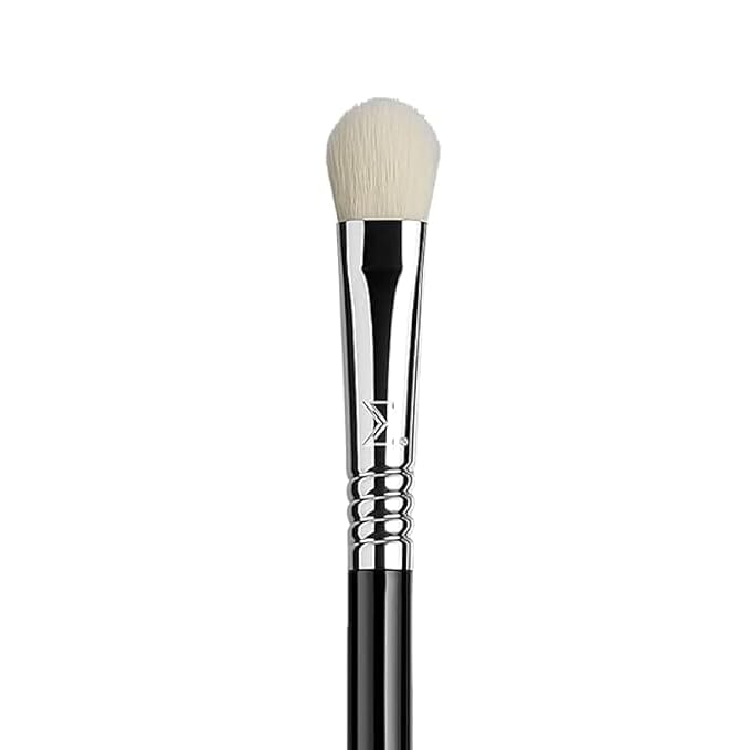 Sigma Beauty Professional E28 Detail Buffer Brush – Professional Eyeshadow Brush for Seamless Cream or Liquid Eyeshadow Blending, Packing on Metallic Shades & Highlighting the Brow Bone (1 Brush)-Velvo Beauty
