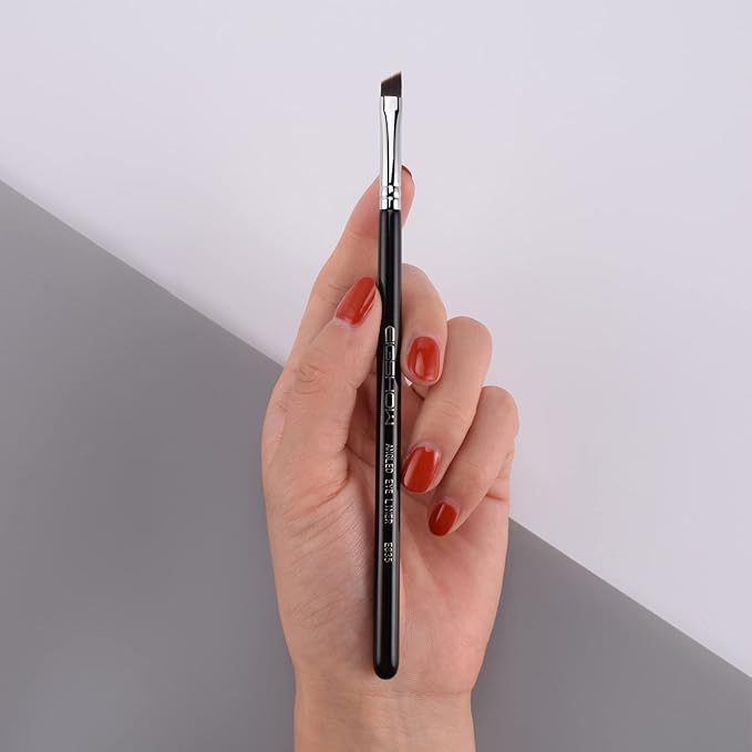 Eyeliner Brush Fine Angled - PRO Precision Gel Eye Liner Makeup Brush -Ultra Thin Slanted Flat Angle - Premium Cruelty Free Synthetic Bristles (E835)-Velvo Beauty