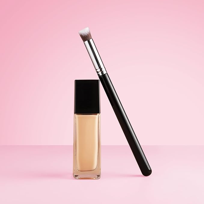 EIGSHOW Angled Concealer Brush Under Eye for Covering Sun Spots Acne Blemishes Concealing Contouring Setting with Liquid Cream (E861)-Velvo Beauty