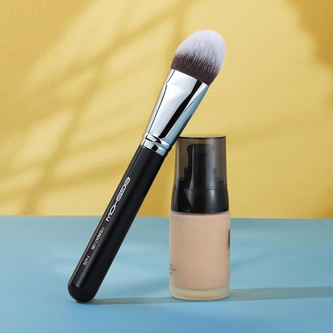 EIGSHOW Flat Foundation Brush, Large Face Makeup Brush with Soft Dense Synthetic Bristles for Blending Liquid Cream Powder (F628)-Velvo Beauty