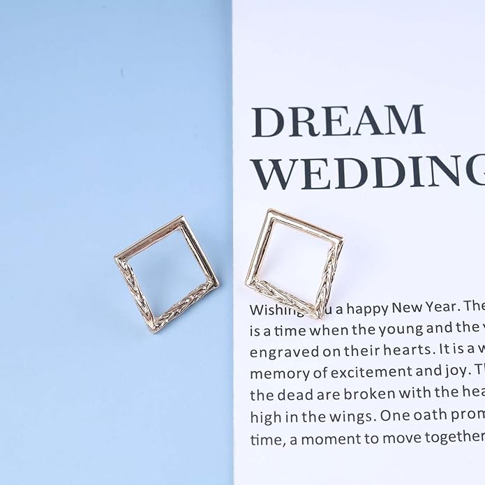 Vintage Hammered Square Drop Earrings Gold Hollow Square Earrings Metal Square Stud Earrings Minimalist Geometric Square Earrings Jewelry for Women-Velvo Beauty