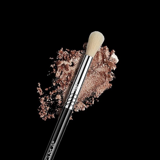 Sigma Beauty Professional E35 Tapered Blending Brush – Professional Eyeshadow Brush for Precision Eyeshadow Blending, Softens Dramatic Edges & Harsh Lines for a Well Blended Effect (1 Brush)-Velvo Beauty