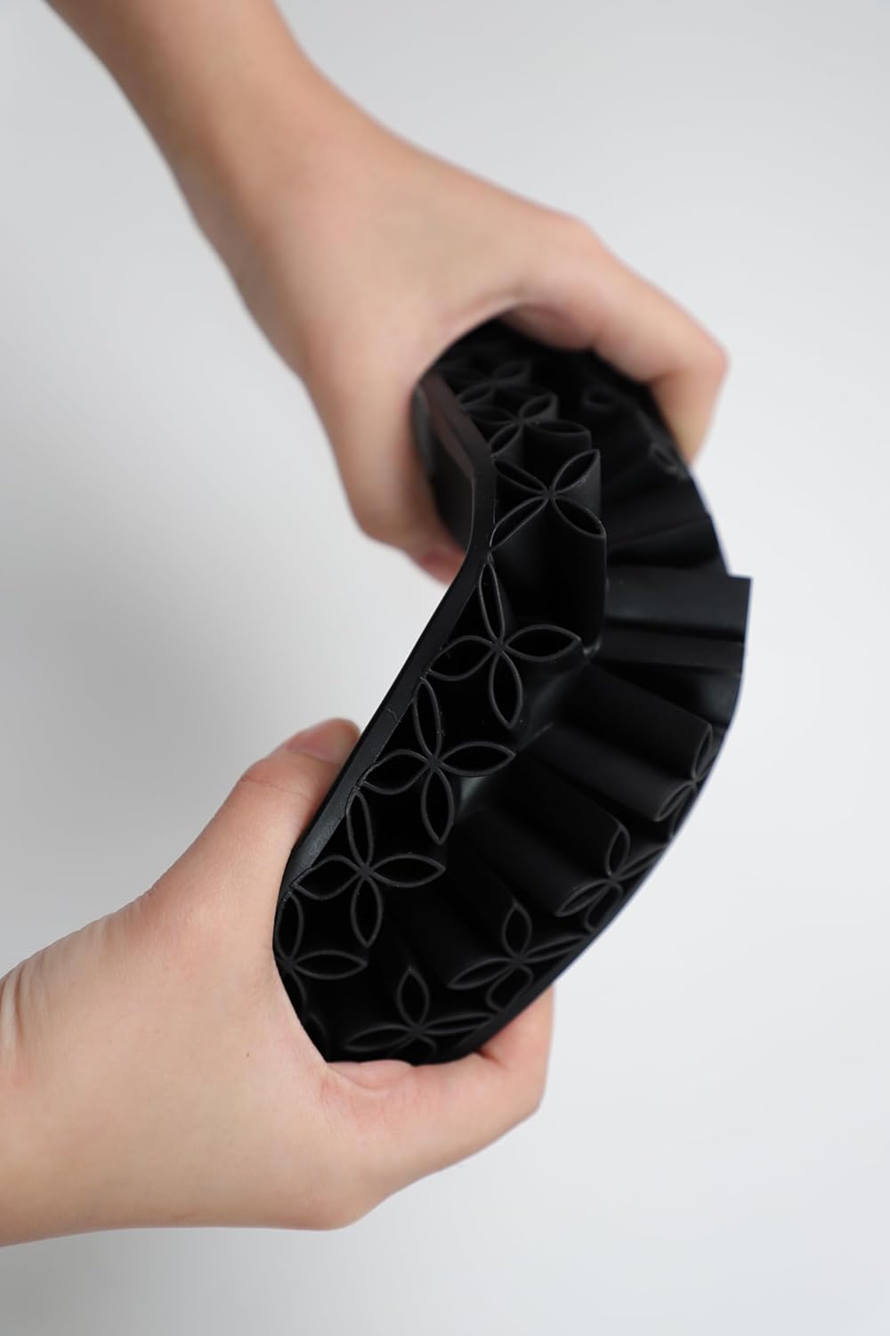 Upright Silicone Brush Holder with Round Corners - Black-Velvo Beauty