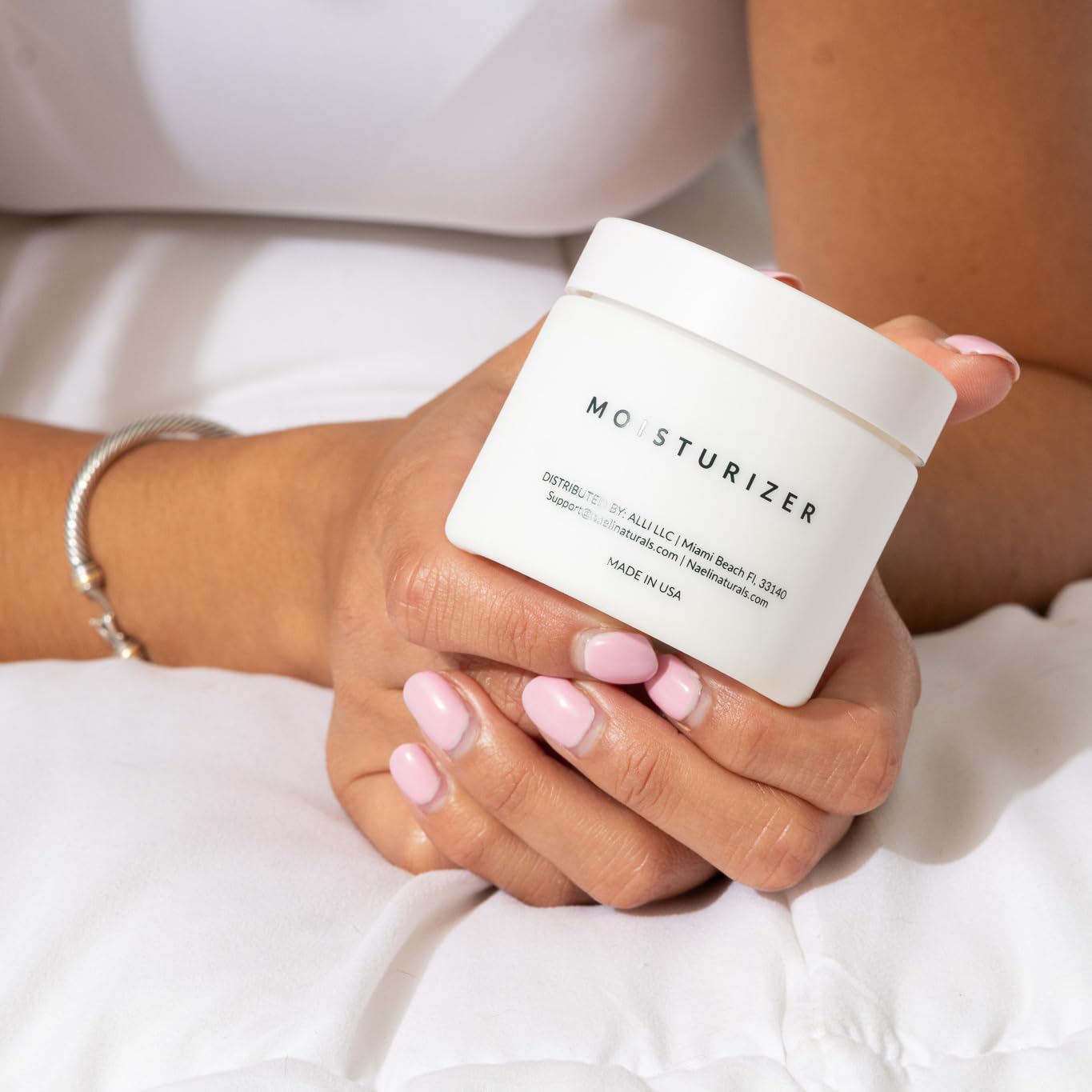 NAELI Face Moisturizer with SPF 30, Anti Aging Collagen & Peptide Cream, Reduces Wrinkles - Lightweight Skin Hydration with Hyaluronic Acid, Paraben Free & Non-Comedogenic Sunscreen, 3.4 oz-Velvo Beauty