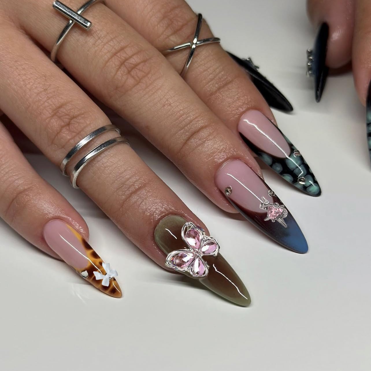 40PCS Nail Charms Y2k Pink Gold Nail Art Rhinestone Charms 3D Heart Star Bow Cherry Nail Gems for Acrylic Nail Accessories for Women Girl Manicure DlY Crafts Supplies-Velvo Beauty