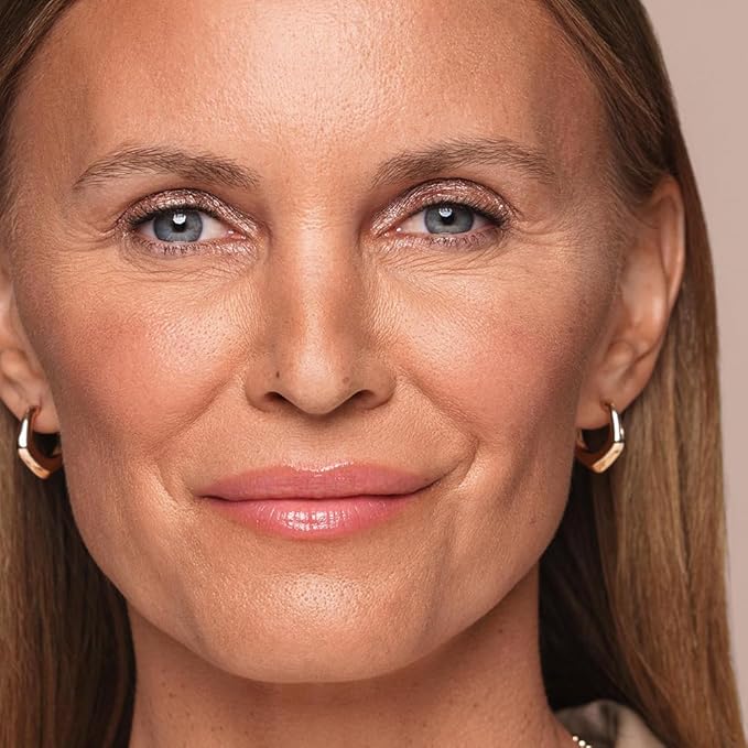 Jouer Crème Eyeshadow Crayon | Men & Women | Built-In Sharpener | Dermatologist Tested | Waterproof, Fast Drying & Crease Resistant Formula-Velvo Beauty