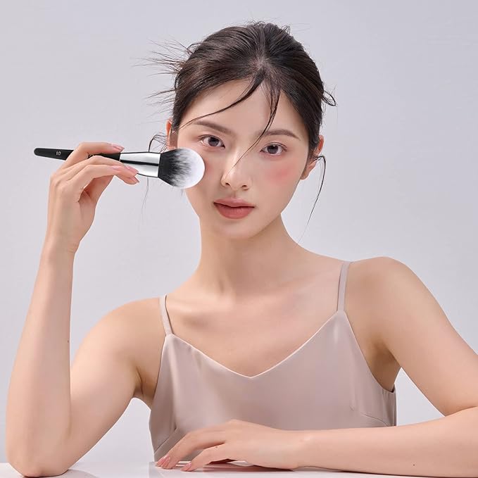 DUcare Makeup Brushes with Case 10Pcs Travel Makeup Brushset Women Gift Premium Synthetic Kabuki Foundation Blending Brush Face Powder Blush Concealers Eye Shadows with bag-Velvo Beauty