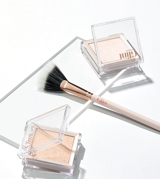 Glint Dewy Highlighter (Chrome Baby, 0.08oz) - Luminous Glow, Infused with Micropearls, Shiny Illuminator. Rich Pigment & Silky Touch, Korean Makeup.-Velvo Beauty