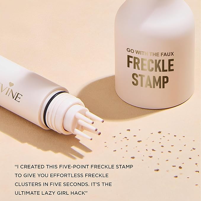 Freckle Stamp Pen,Fake Freckles Stain Marker Pencil Tool for Natural and Lifelike Sunkissed Face Freckle Makeup for Waterproof and Long-Lasting,Quick Dry 5-Point Faux Freckle Stamp Cushion, 01 Light-Velvo Beauty