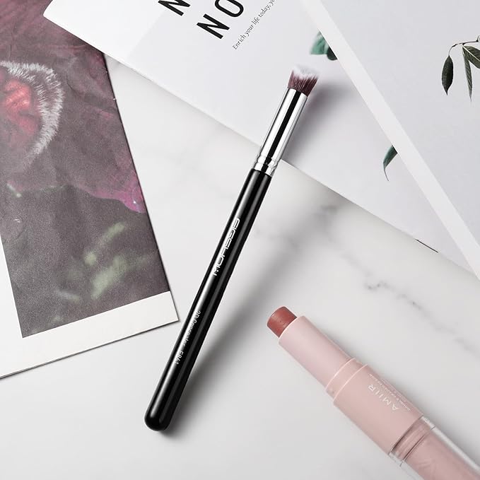 EIGSHOW Angled Concealer Brush Under Eye for Covering Sun Spots Acne Blemishes Concealing Contouring Setting with Liquid Cream (E861)-Velvo Beauty