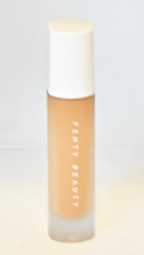 Fenty Beauty by Rihanna Pro Filt’r Soft Matte Longwear Liquid Foundation 390-Velvo Beauty