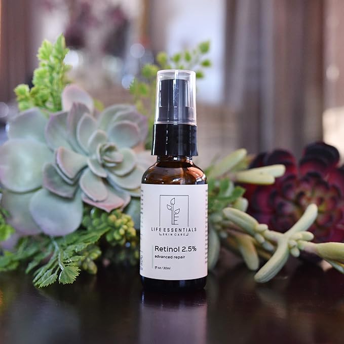 Life Essentials Retinol Serum 2.5% for Wrinkles, Fine Lines, Acne Scars, & Skin Blemishes- Vitamin A + Hyaluronic Acid, Vitamin E, Organic Green Tea, Jojoba Oil - Organic and Natural-Velvo Beauty