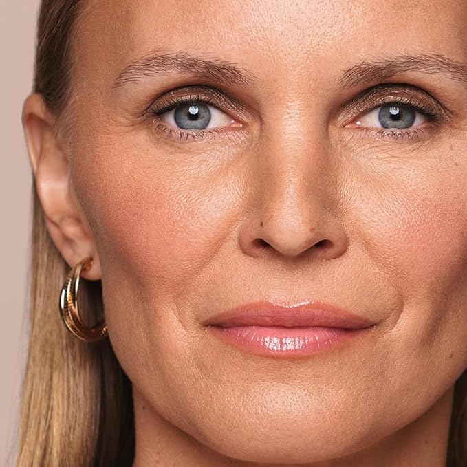 Jouer Crème Eyeshadow Crayon | Men & Women | Built-In Sharpener | Dermatologist Tested | Waterproof, Fast Drying & Crease Resistant Formula-Velvo Beauty