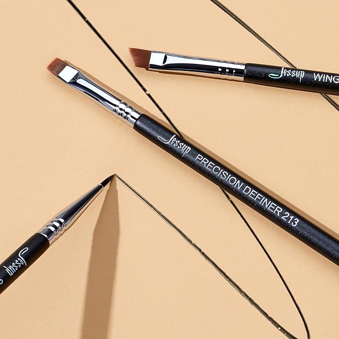 Jessup Eyeliner Brush Set, 3pcs Pro Precision Eyeliner Brushes Fine Point Angled Thin Gel Liquid Flat Winged Eye Liner Brush, Black T346-Velvo Beauty