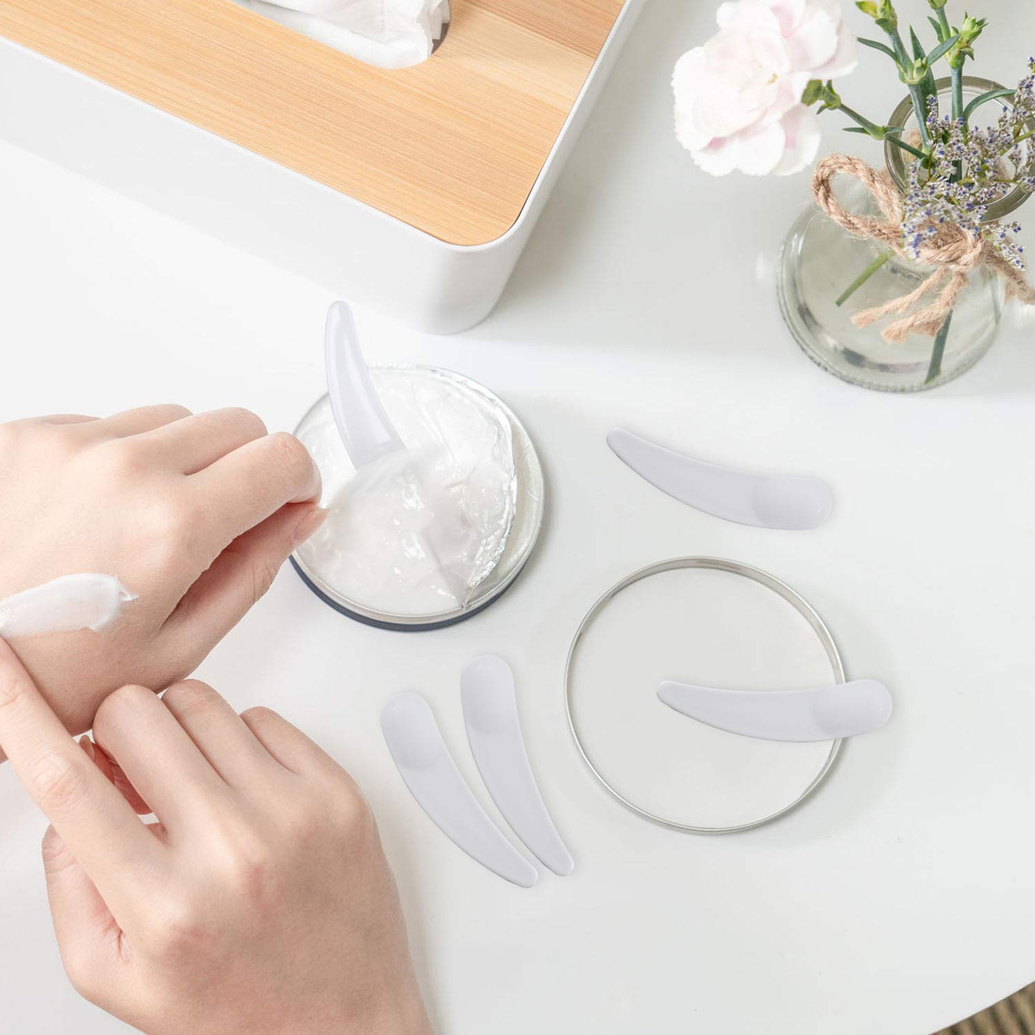 Refillable Cosmetic Sample Jars - 100 Pack 20g (0.7oz) Milti Color Small Travel Containers with Lids + 10 Mini Makeup Spatulas - BPA Free-Velvo Beauty