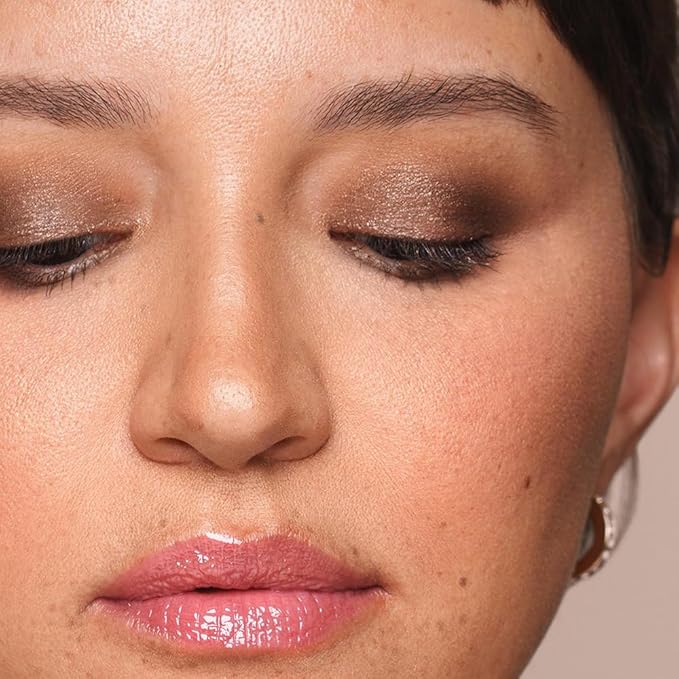 Jouer Crème Eyeshadow Crayon | Men & Women | Built-In Sharpener | Dermatologist Tested | Waterproof, Fast Drying & Crease Resistant Formula-Velvo Beauty