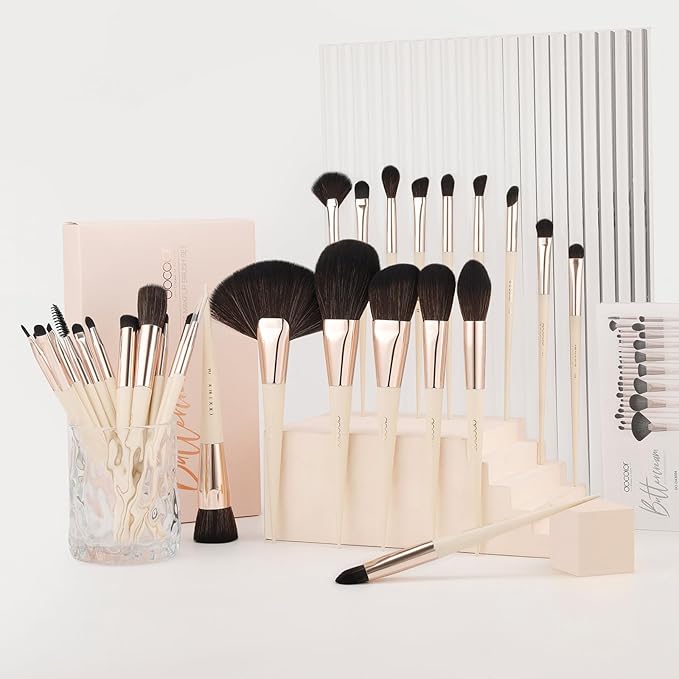 Docolor Makeup Brushes Set Professional 30Pcs Makeup Brushes Premium Synthetic Powder Kabuki Foundation Contour Blush Concealer Eye Shadow Blending Eyeliner Crease Eyebrow Make Up Brush Kit - Beige-Velvo Beauty