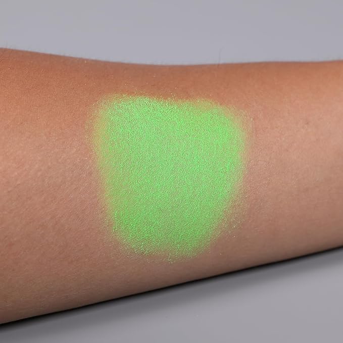 IS'MINE Single Green Matte Eyeshadow Powder Palette High Pigment, Longwear, Intense Color Best Green Eyeshadow-Velvo Beauty