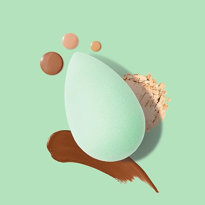 Beautyblender® | Mint Beauty Blender Makeup Sponge, Super-Soft Foam Easily Blends Foundations, Powders & Creams, Made in USA, Reusable, Washable, Streak Free Application, Vegan, Cruelty Free-Velvo Beauty
