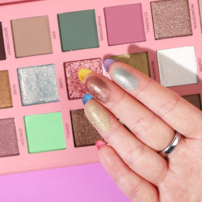 18 Colors Eyeshadow Palette With 7 pcs Soft Brushes Makeup Set High Pigmented Shimmer Matte Metallic Glitter Pink Nude Sage Green Eye Shadow Brush Make Up Kit for Women & Teen, Beginner & Pros-Velvo Beauty