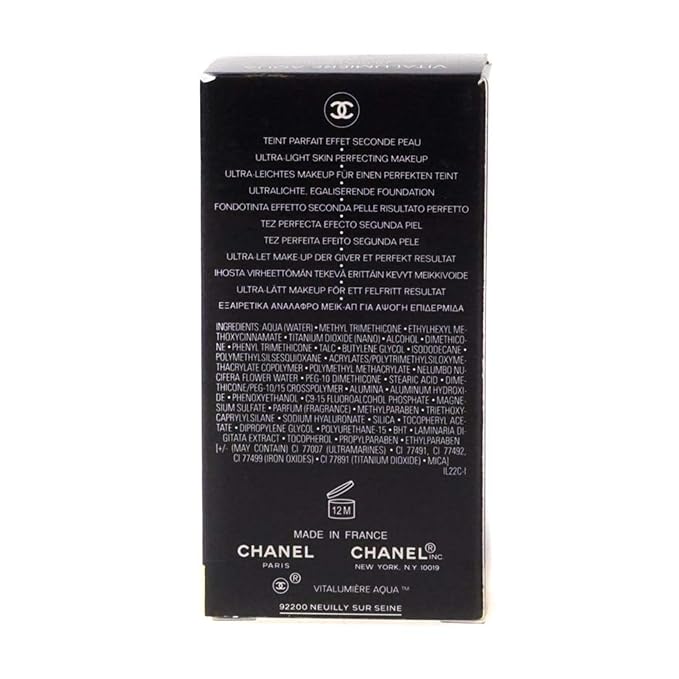 Chanel Vitalumiere Aqua Ultra Light Skin Perfecting Makeup SPF 15-30 ml, No.40 Beige-Velvo Beauty