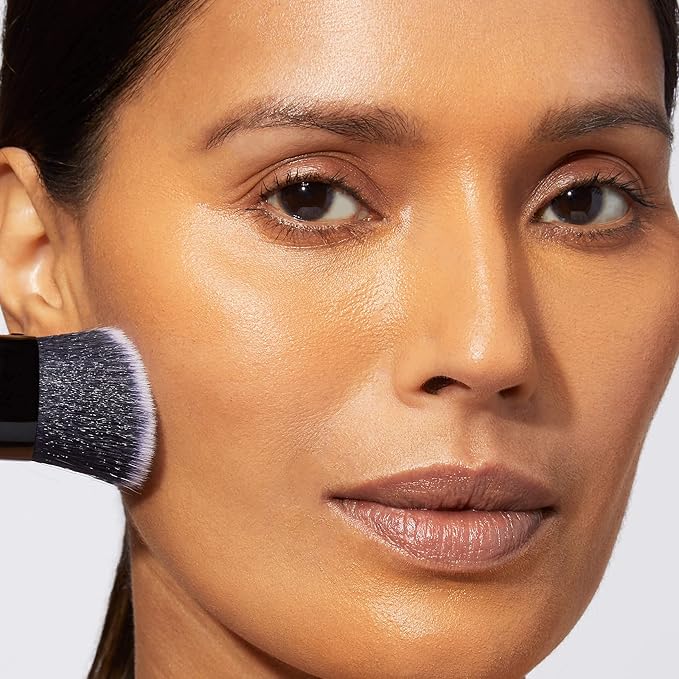 LAURA GELLER NEW YORK Ready-n-Radiant Kit (3 PC) - Baked Bronze-n-Brighten, Deep + Spackle Super-Size Skin Perfecting Primer, Champagne Glow + Retractable Angled Kabuki Brush-Velvo Beauty