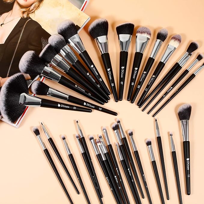 DUcare Makeup Brushes Set Professional 32Pcs Make up Brushes Premium Synthetic Kabuki Foundation Blending Face Powder Blush Concealers Eye Shadows-Velvo Beauty
