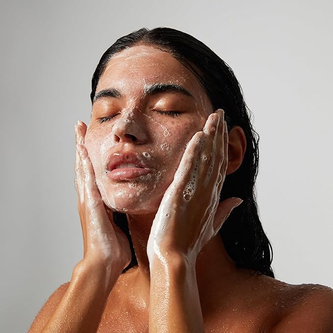 OUAI Detox Facial Cleanser - Deep Cleansing Face Wash with Glycolic Acid, Niacinamide & PHA - Removes Sweat, Dirt & Oil Without Drying - Gentle Face Cleanser for Post-Workout (7.8 Fl Oz)-Velvo Beauty