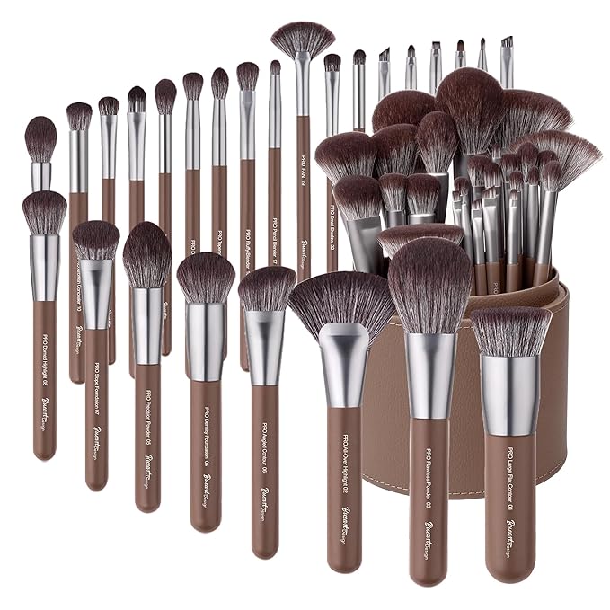 Bueart Design 26 Pcs Chocolate-colored Gift Makeup Brushes Set with Extra Large Holder,Elegant Make up Brushes for Foundation,Face Blending Powder, Contour, Highlight, Concealer, Eyeshadow-Velvo Beauty
