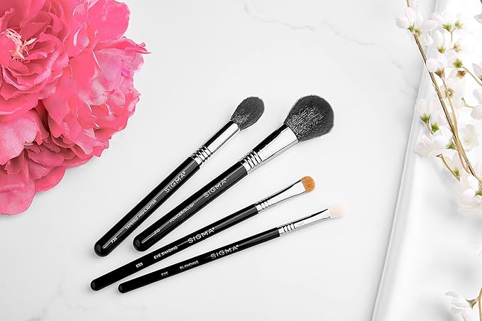 Sigma Beauty Professional F35 Tapered Highlighter synthetic Face Makeup Brush with SigmaTech® fibers for Highlighting and Contouring-Velvo Beauty