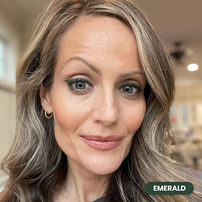 PrimeEyes Glide Eyeliner for Mature Women – Waterproof, Long-Stay and Mess-Proof – Gel Creme Texture, Discreet Sharpener and Effective Smudger (Emerald)-Velvo Beauty
