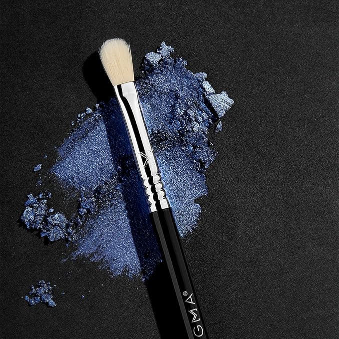 Sigma Beauty Professional E27 Detail Eyeshadow Blending Brush – Eyeshadow Application and Blending Brush - Apply Pigment and Blend Harsh Lines for a Well Blended Effect (1 Brush)-Velvo Beauty