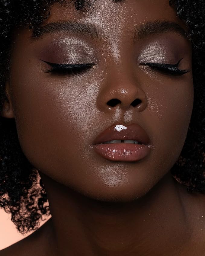 Sigma Beauty E38 Diffused Crease Brush - Blending Brush For Corner Eyelids - Eyeshadow Application and Fluffy Blending Brush - Apply Pigment and Blend Harsh Lines-Velvo Beauty