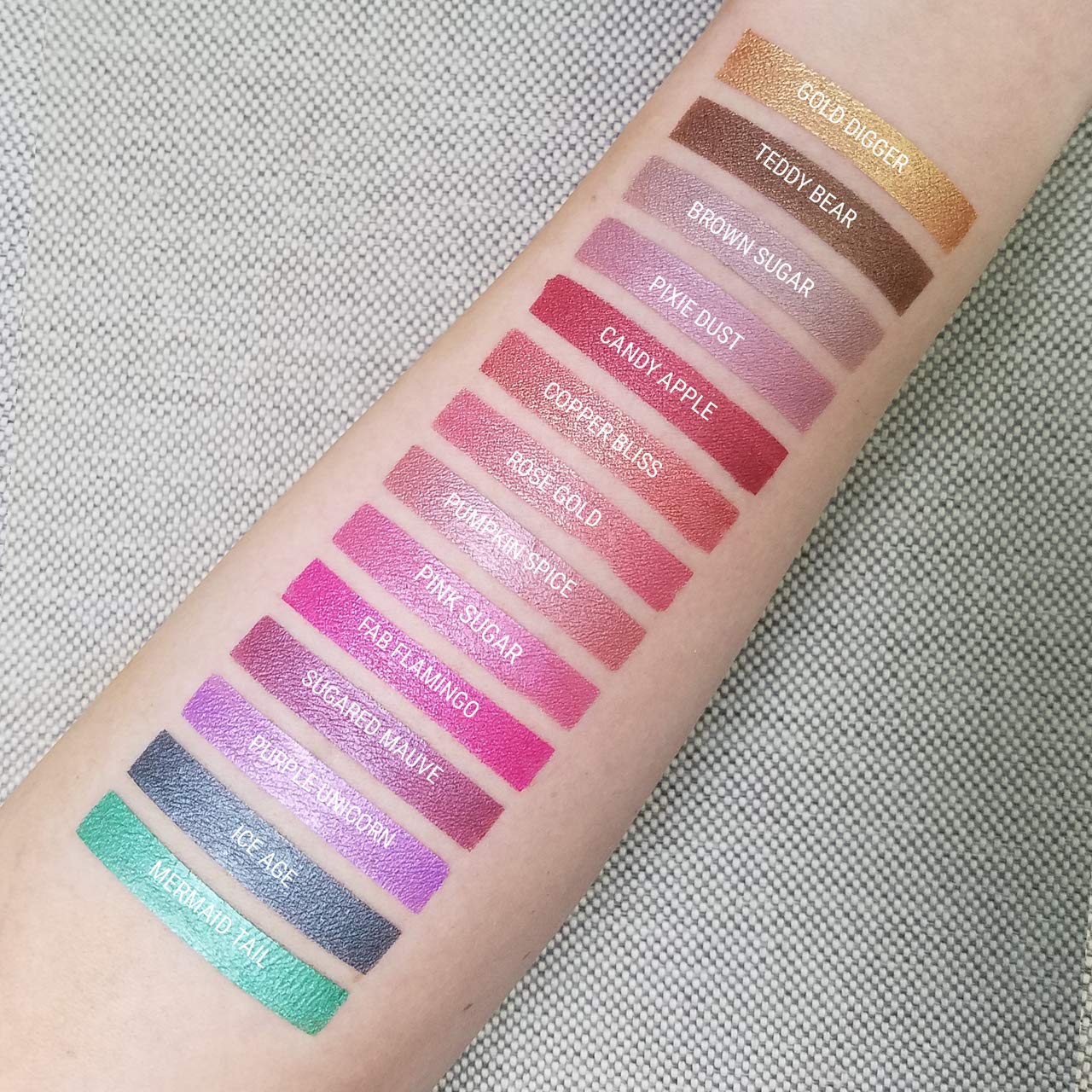 Aromi Copper Metallic Liquid Lipstick | Bronze Lip Color with Shimmery Finish, Long-lasting, Waterproof, Vegan, Cruelty-free, Handmade (Copper Bliss)-Velvo Beauty