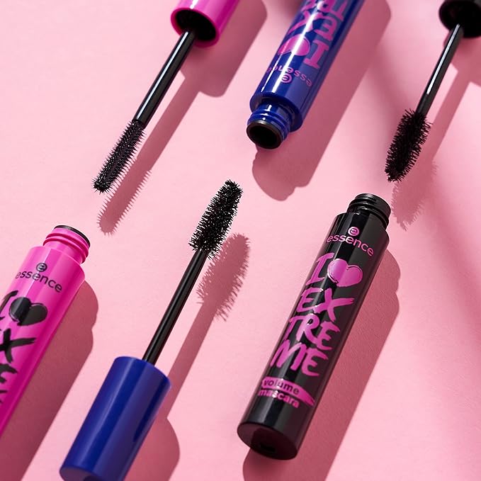 essence | I Love Extreme Volume Mascara Waterproof | Paraben Free | Cruelty Free | Black (Pack of 1, Waterproof)