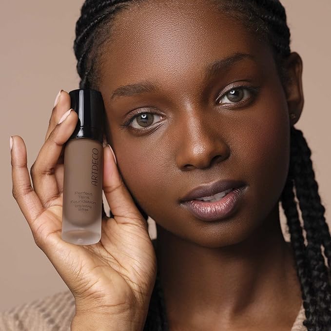 ARTDECO Perfect Teint Foundation - Neutral Deep Truffle - Lightweight Liquid Formula - Medium-Full Coverage - Without Mask-Like Effect - Conceals Imperfections - Vegan Makeup - Hyaluron - 0.67 Fl Oz-Velvo Beauty