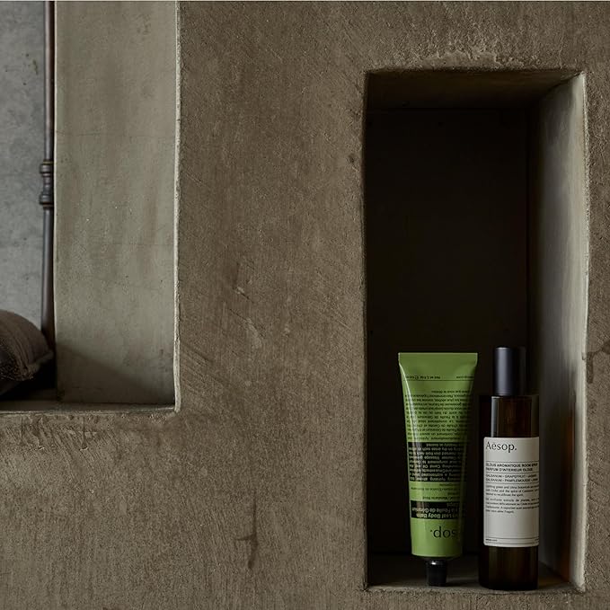 Aesop Geranium Leaf Exfoliating Body Scrub | Smooth, Soft, Hydrated Skin | 6.2 oz / 180mL-Velvo Beauty