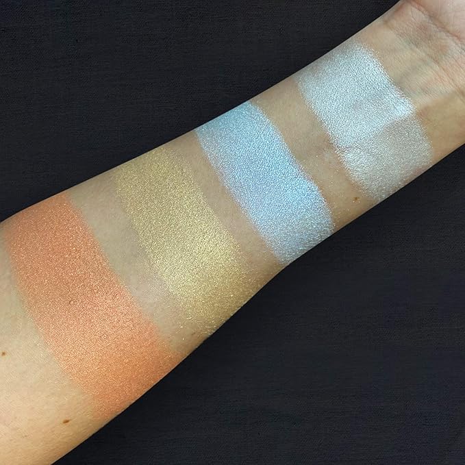 Pippa of London Eclipse Highlighter Palette 381 Make Up for Cheeks and Face with 4 Luxury Highlighters in a Silver Gold Case with Mirror-Velvo Beauty