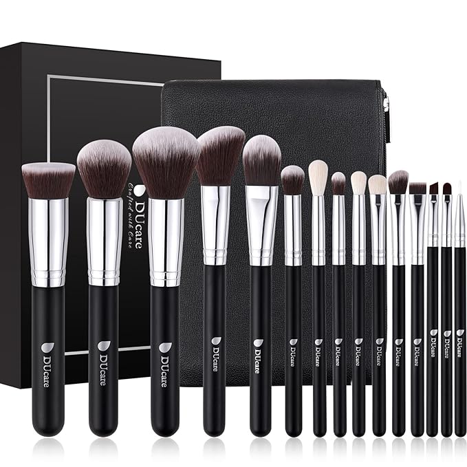 DUcare Makeup Brushes with Bag,15Pcs Makeup Brush Set Christmas Gift Travel Kabuki Foundation Blending Blush Eyeliner Shadow Brow Concealer Brushes Kit Black-Velvo Beauty