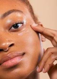 Spascriptions Marine Moisture Sea Silk Eye Gel, 0.5 fl oz (pack of 1), Under-Eye Gel Moisturizer with Natural Marine Collagen, Cruelty Free-Velvo Beauty