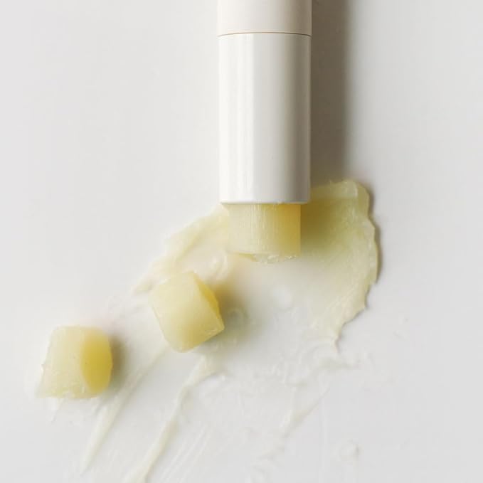 sioris 100% natural organic lip butter,More than lip balm,Hizikia extract gently exfoliates lips,Perilla Seed Oil and Macadmia oil nourish chapped lips-Velvo Beauty