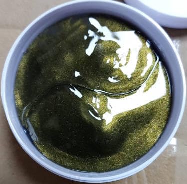 Nourishing Collagen & Peptide Under Eye Patches. With Vitamin E and Hyalauronic Acid. All Organic, Vegan and Paraben Free. (Black)-Velvo Beauty