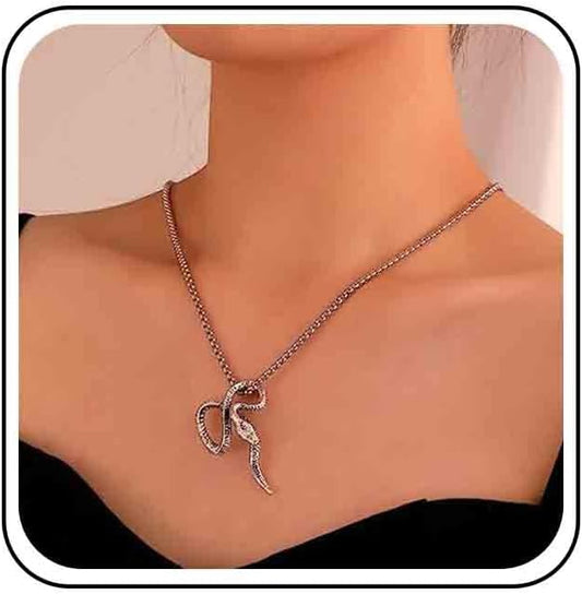 Vintage Snake Pendant Necklace Punk Snake Necklace Serpent Choker Necklace Silver Box Chain Necklace Jewelry for Women-Velvo Beauty
