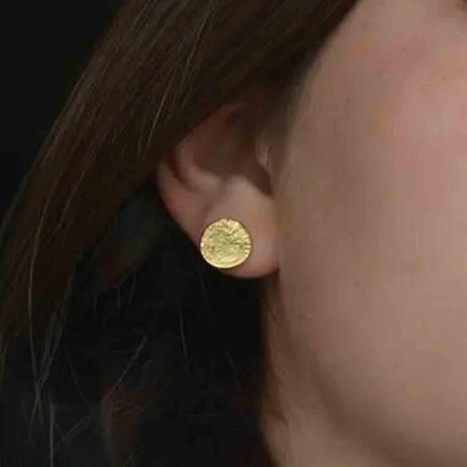 Boho Disc Coin Studs Earrings Gold Hammered Coin Earrings Tiny Circle Earrings Studs Minimalist Geometric Earrings for Women and Girls Gifts-Velvo Beauty