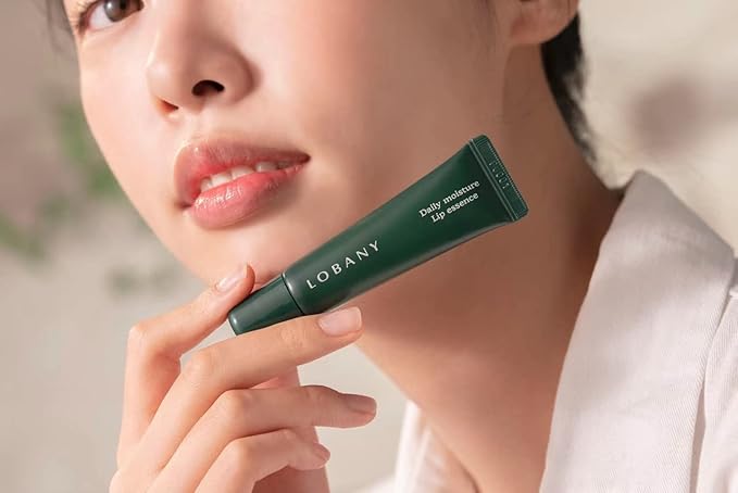 Daily Moisture Lip Essence Lip balm lip gloss Nourishing Soothing Lip Moisturizer for Dry Cracked Lips-Velvo Beauty