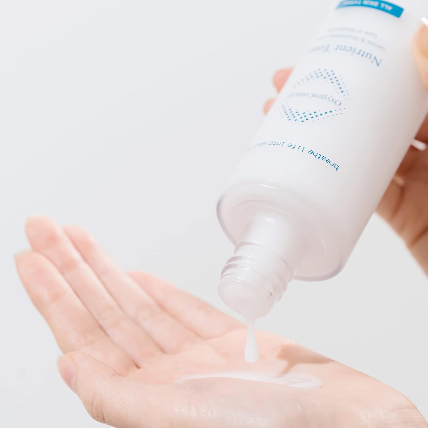 Nutrient Toner – Essence-Type Hydrating Toner for Dry Skin, Deep Moisture & Nourishing Care with Sodium Hyaluronate, Portulaca & Allantoin Extracts. 33.8 fl.oz (1000ml)-Velvo Beauty