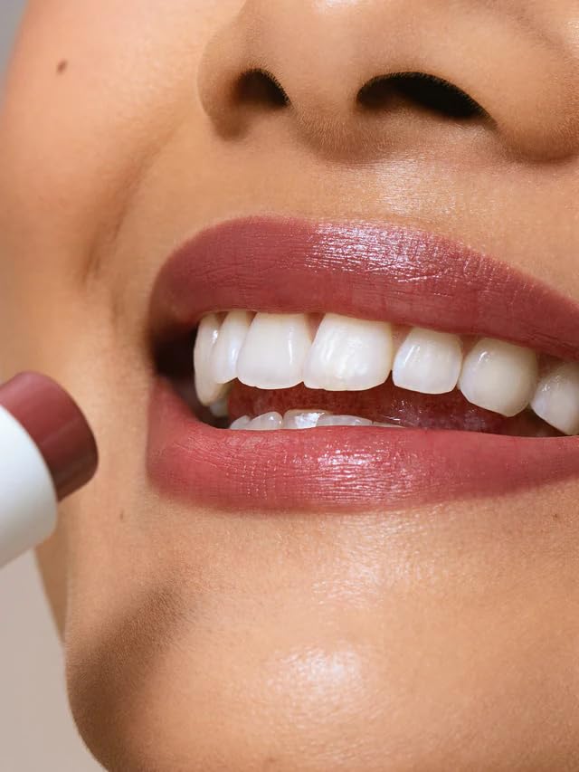 ILIA - Balmy Tint Hydrating Lip Balm | Non-Toxic, Cruelty-Free, Moisturizing + Sheer, Buildable Lip Color (Runaway, 0.15 oz | 4.4 g)-Velvo Beauty