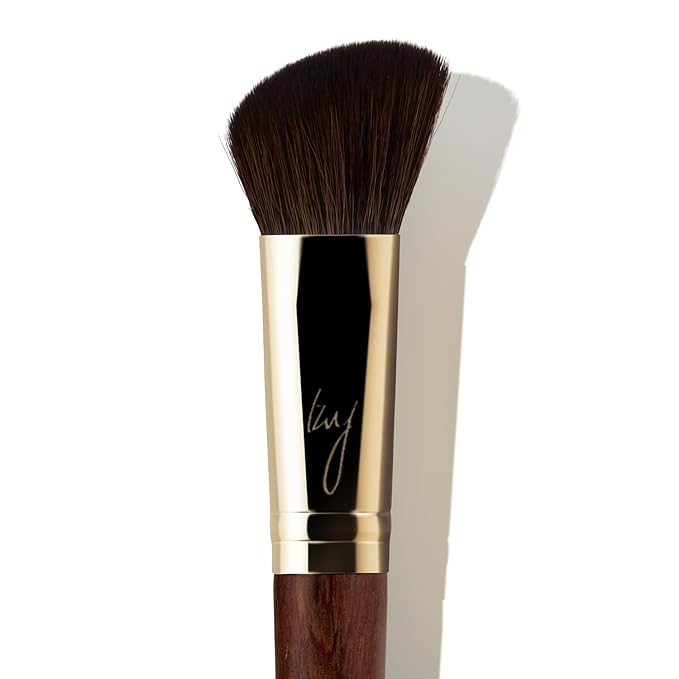 [SOO ADOR] BY MAENG #33 Highlighter & Powder Brush - Multi-Functional Brush for Flawless Highlighting and Setting | Designed by K-Pop Makeup Artist Maeng | Makeup Brush Powder Brush-Velvo Beauty