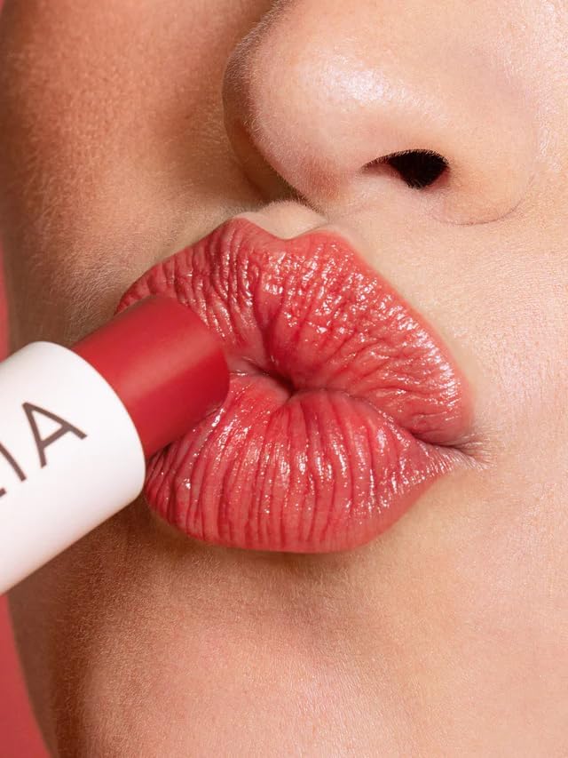 ILIA - Balmy Tint Hydrating Lip Balm | Non-Toxic, Cruelty-Free, Moisturizing + Sheer, Buildable Lip Color (Heartbeats, 0.15 oz | 4.4 g)-Velvo Beauty